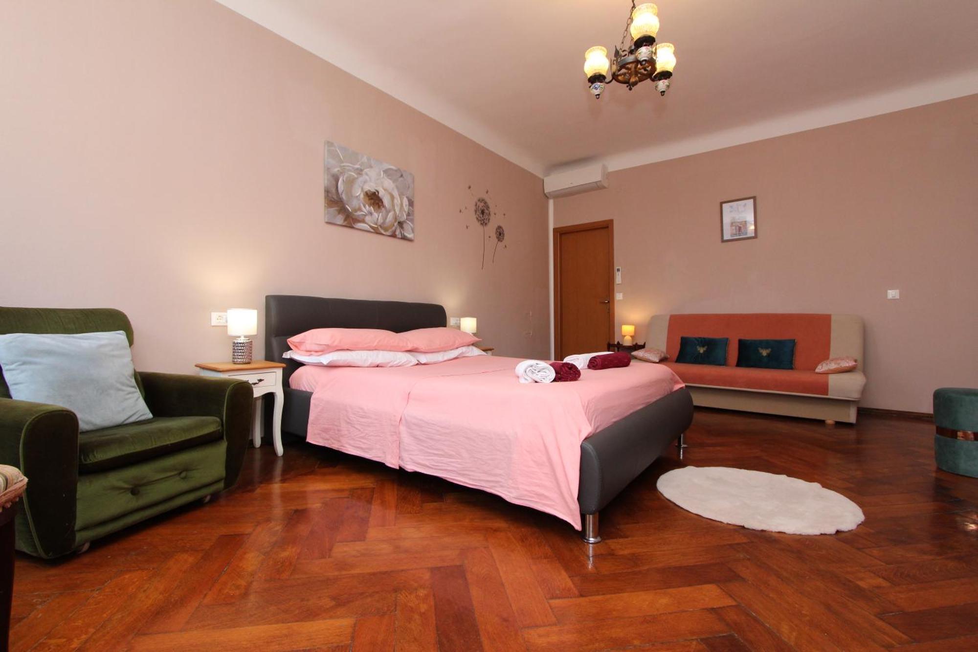 Guest House Barocco Ρόβινι Εξωτερικό φωτογραφία