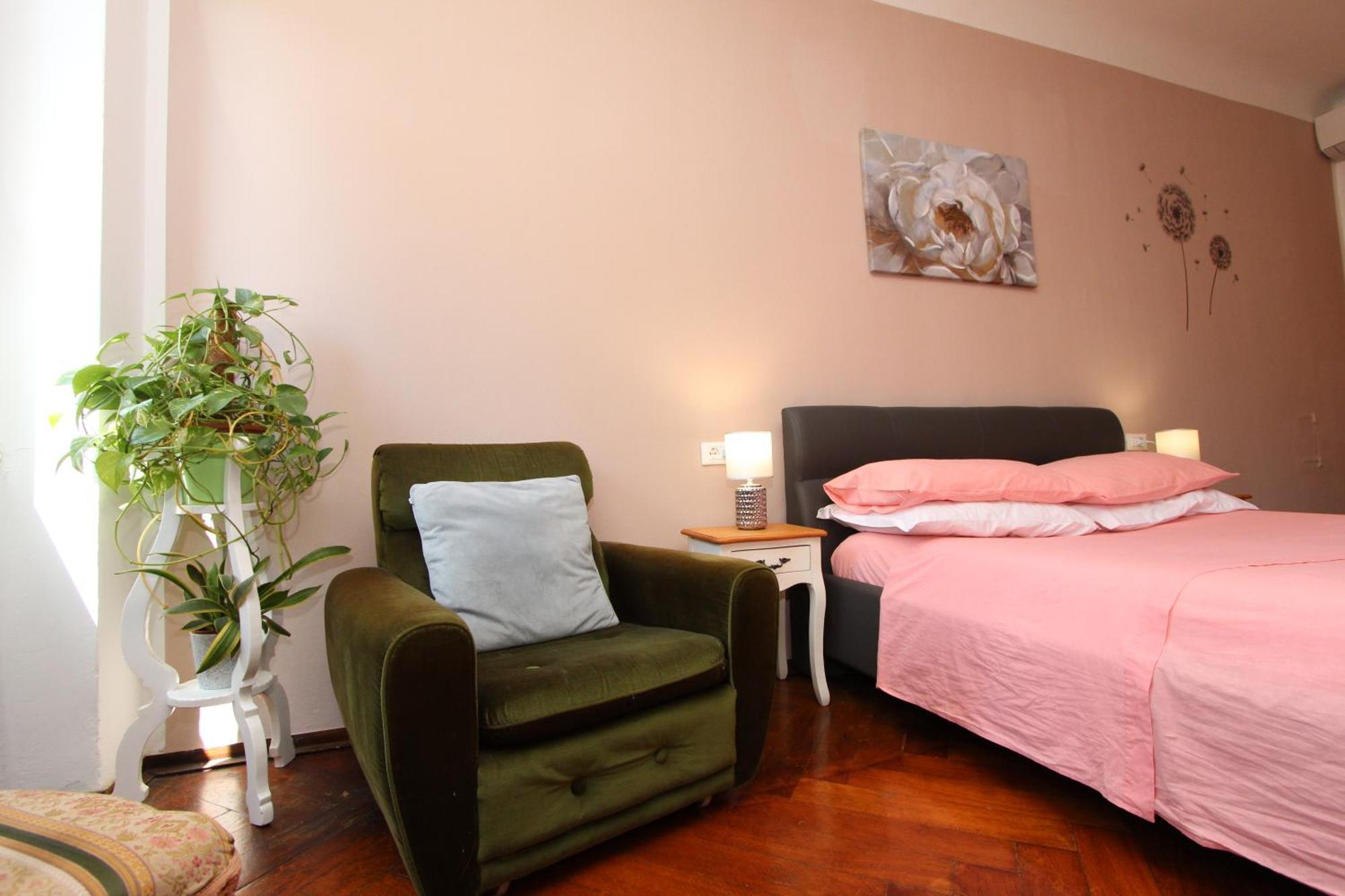 Guest House Barocco Ρόβινι Εξωτερικό φωτογραφία